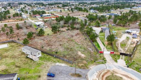 5122 1 County Road Cleveland TX 77327