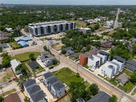 704 Boundary Street Houston TX 77009