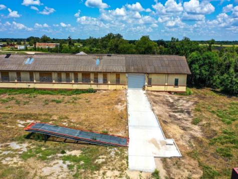 303 Vat Road Boling TX 77420