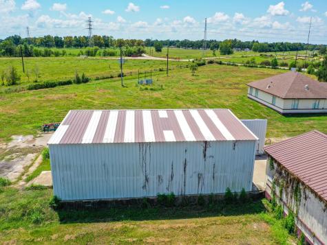303 Vat Road Boling TX 77420