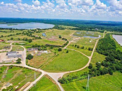 303 Vat Road Boling TX 77420