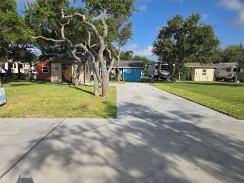 1406 W Corpus Christi Street Rockport TX 78382