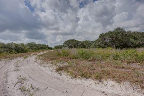 00 W Rhodes Avenue Aransas Pass TX 78336