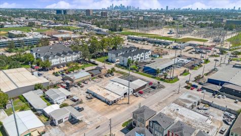 3506 Oak Forest Drive Houston TX 77018