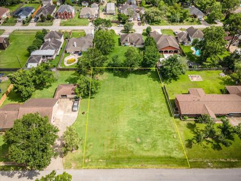 8201 Folkstone Lane Houston TX 77075