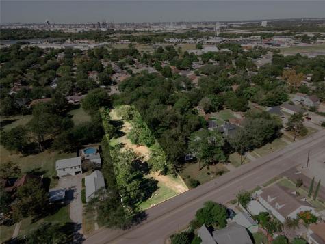1101 N Pruett Street Baytown TX 77520