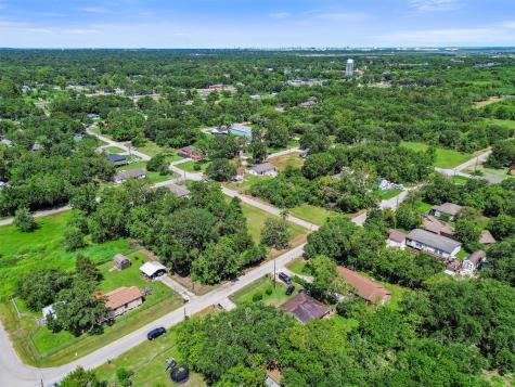 6718 Overton Street Hitchcock TX 77563