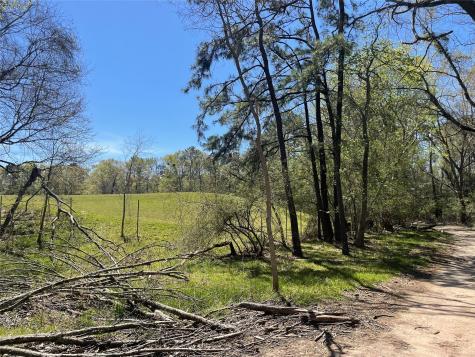 404 Possum Park Road Road Houston TX 77338