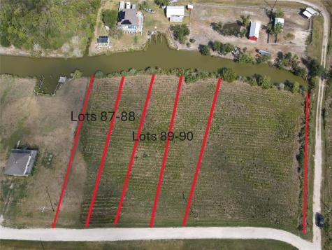 87-88 Bayou Avenue Smith Point TX 77514