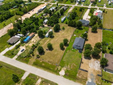 1598 County Road 3542 Cleveland TX 77327