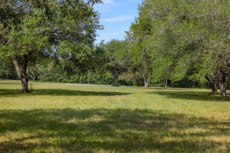 612 Fm 1457 Round Top TX 78954