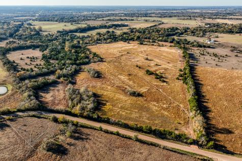6717 Prihoda Road New Ulm TX 78950