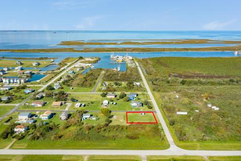 2326 Madison Avenue Port Bolivar TX 77650