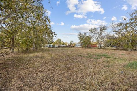 914 E Elm Lot 13 Street Wharton TX 77488
