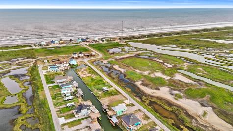 510 Cr-257p/ Dolphin Drive Freeport TX 77541