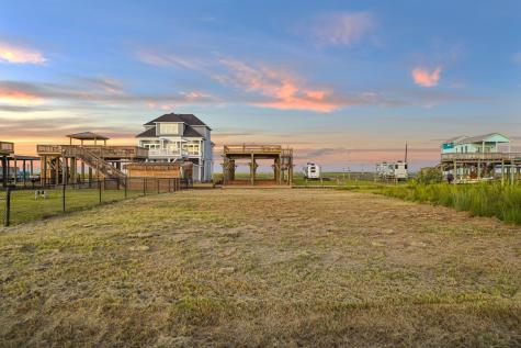 510 Cr-257p/ Dolphin Drive Freeport TX 77541