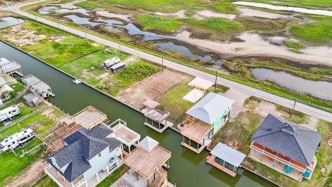 510 Cr-257p/ Dolphin Drive Freeport TX 77541