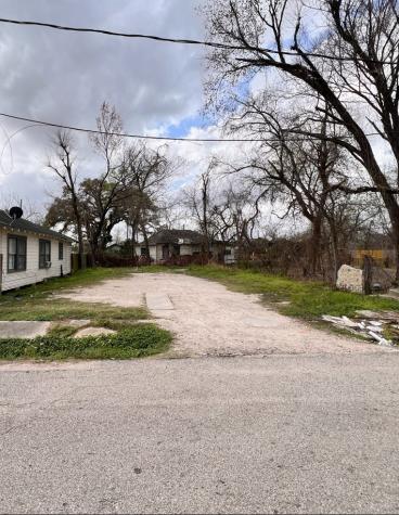 2007 Brackenridge Street Houston TX 77026