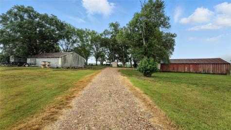 81 Private Road 3095 Shiner TX 77984