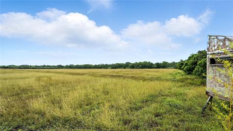 81 Private Road 3095 Shiner TX 77984