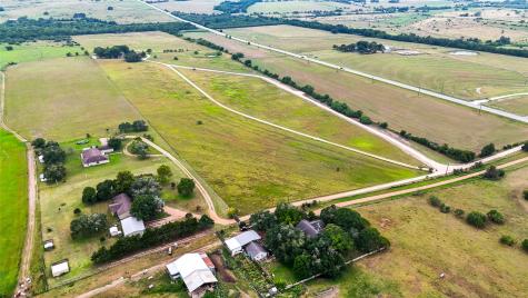 81 Private Road 3095 Shiner TX 77984