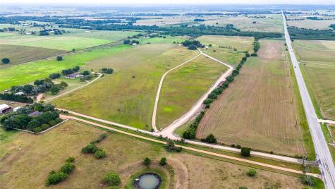 81 Private Road 3095 Shiner TX 77984
