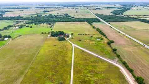 81 Private Road 3095 Shiner TX 77984