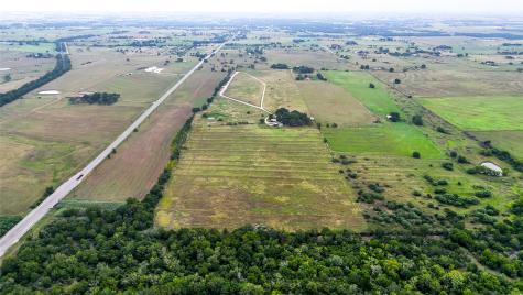 81 Private Road 3095 Shiner TX 77984