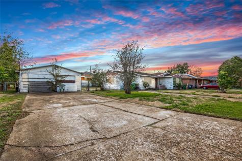 306 Tennessee Street Houston TX 77029