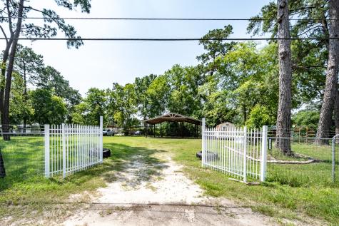 1421 Gulf Pump Road Crosby TX 77532