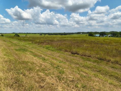 59 County Road 203 Hallettsville TX 77964