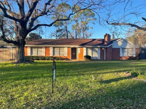 5618 Valerie Street Houston TX 77081