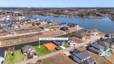 12562 St Louis Court Willis TX 77318