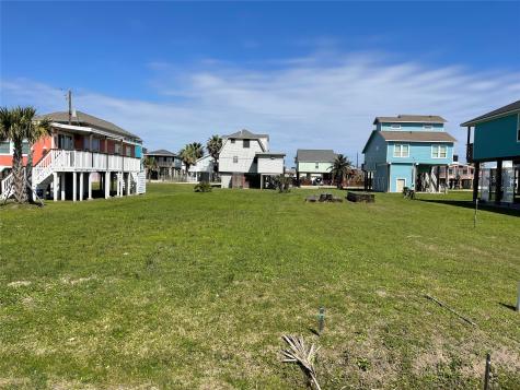 4125 Las Palmas Street Galveston TX 77554
