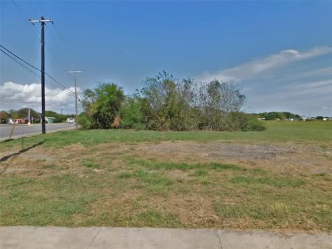 238 Seadrift Street Port Lavaca TX 77979