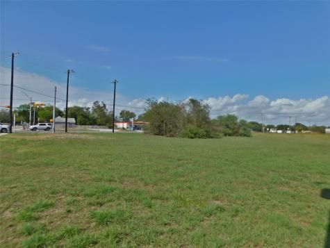 238 Seadrift Street Port Lavaca TX 77979