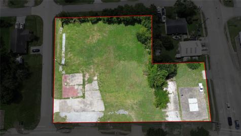 3106 Highway 3 Dickinson TX 77539