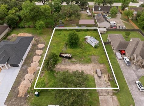 410 Spring Drive Pasadena TX 77504