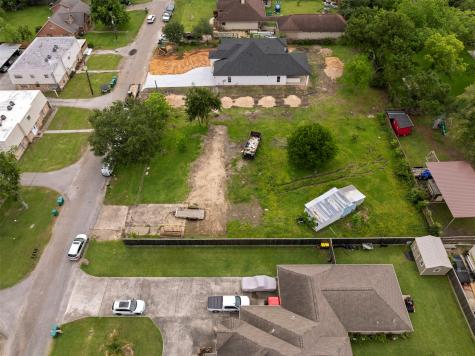 410 Spring Drive Pasadena TX 77504
