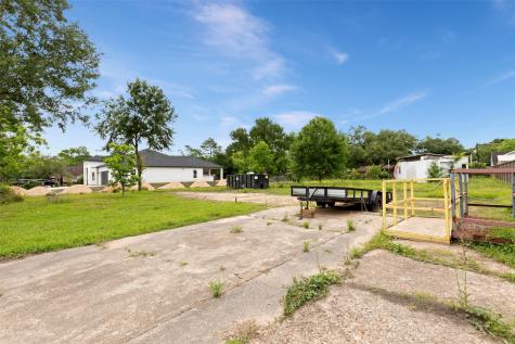 410 Spring Drive Pasadena TX 77504