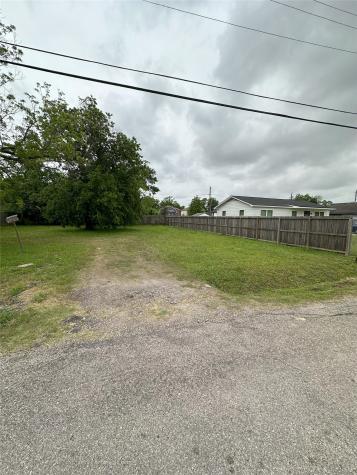 920 E 39th Street Houston TX 77022