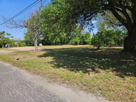 2331 64th Street Port Arthur TX 77640