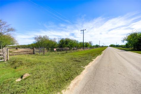 10742-10828 Kerr Road Hempstead TX 77445