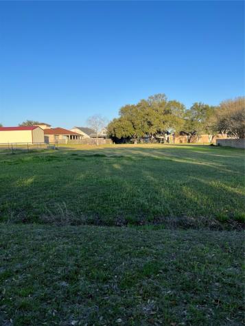 15491 Kitty Hawk Drive Waller TX 77484