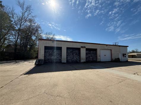 500 E Houston Street Cleveland TX 77327