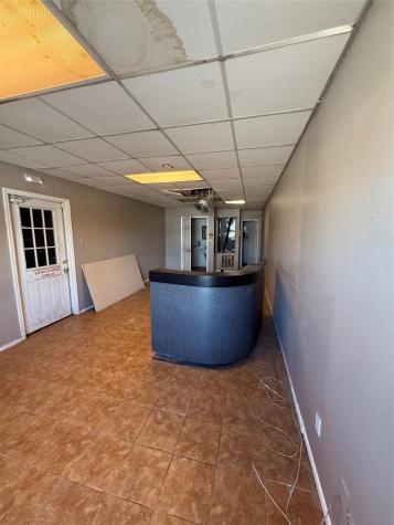 500 E Houston Street Cleveland TX 77327