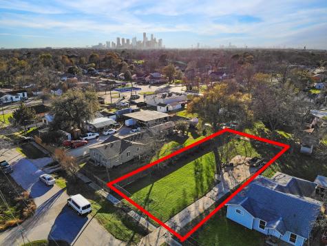 3705 Love Street Houston TX 77026