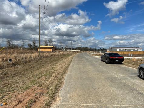 2209 Road 5708 Cleveland TX 77327