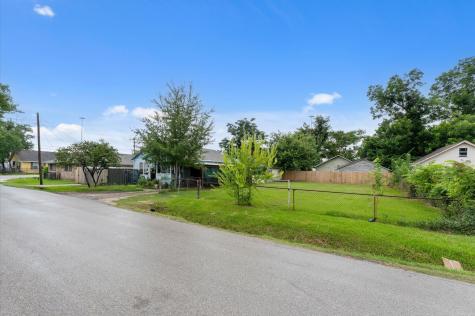 Lot 13 Block 55 Hershe Street Houston TX 77020
