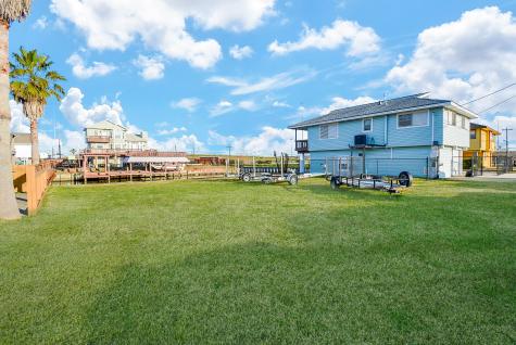 567 Warsaw Street Bayou Vista TX 77563